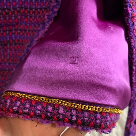 Chanel purple fringe tweed jacket - Picture 5 of 8